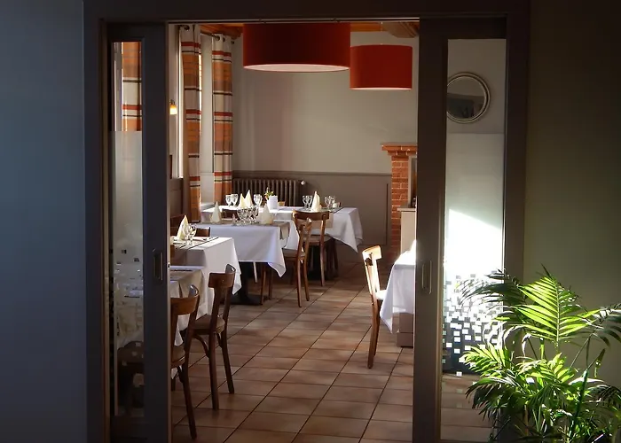 Restaurant Le Dolmen 2* Saint-Bonnet-le-Château