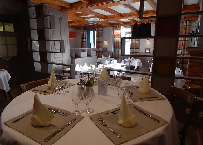 호텔 Restaurant Le Dolmen 2*