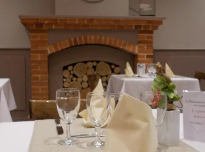 호텔 Restaurant Le Dolmen 2*